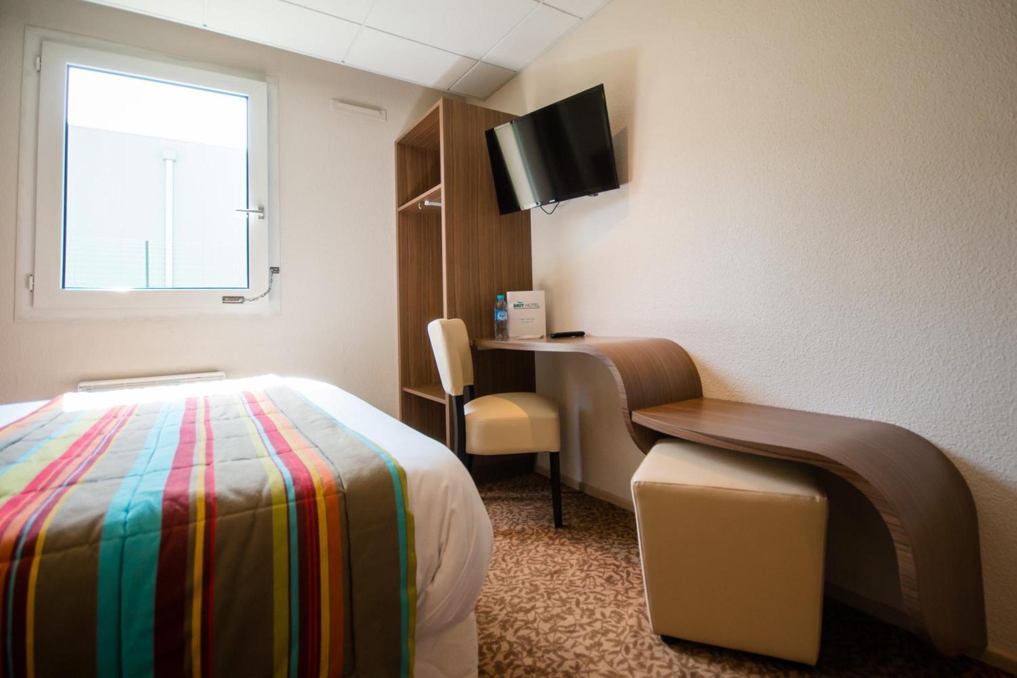 Brit Hotel Le Kerann Nantes St Herblain - Zac De La Lorie سانت آيربلان المظهر الخارجي الصورة